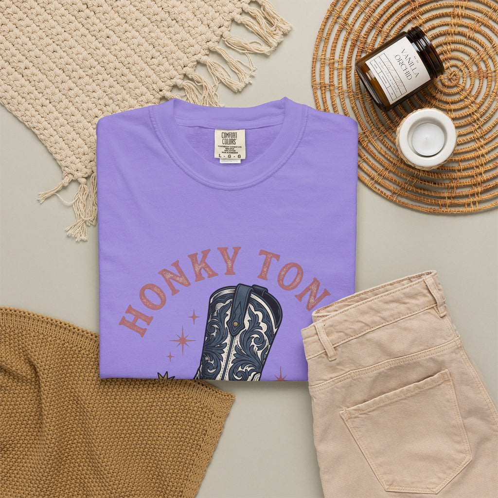 Leather Boot T-Shirt Cowgirl Equine Gift Women Hand Drawn T-Shirt Boot T-Shirt Cowgirl Fan Illustrated T-Shirt Horse Graphic Country Blossom T-Shirt