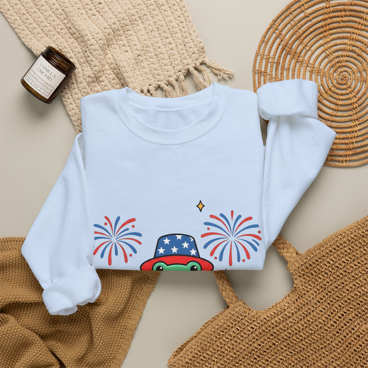 Usa Frog Sweatshirt America/4th Of July Wildlife Gift Women Kawaii Sweatshirt Toad Sweatshirt Patriotic Fan Cute Sweatshirt Animal Graphic Comic Sparkler