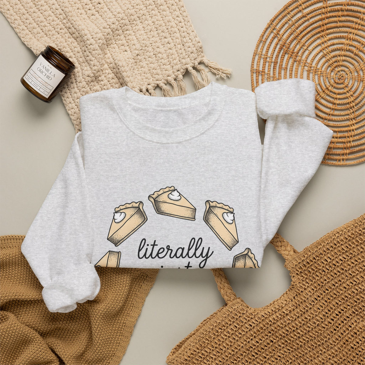 Pie Pieces Holiday Cuisine Gift Sketch Pastry Christmas Fan Hand Drawn Food Retro Cream Sweatshirt