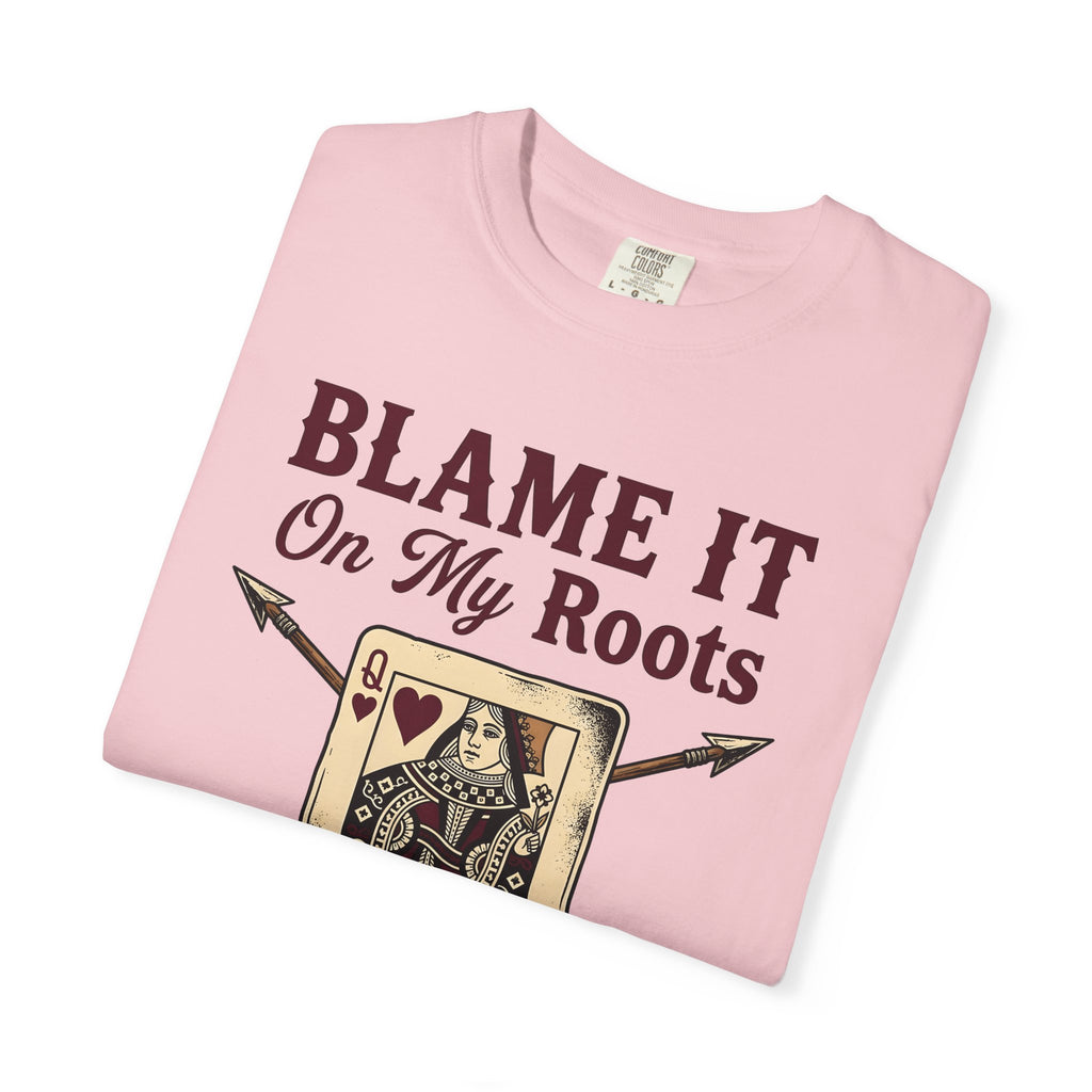Playing Queen T-Shirt Cowgirl Western Gift Women Hand Drawn T-Shirt Queen T-Shirt Rodeo Fan Illustrated T-Shirt Country Graphic Folk Liquor Glass