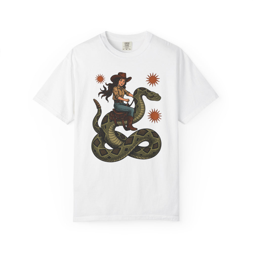 Cowgirl Serpent T-Shirt Cowgirl Wildlife Gift Women Cowboy T-Shirt Snake T-Shirt Rodeo Fan Western T-Shirt Animal Graphic Retro Sunshine T-Shirt