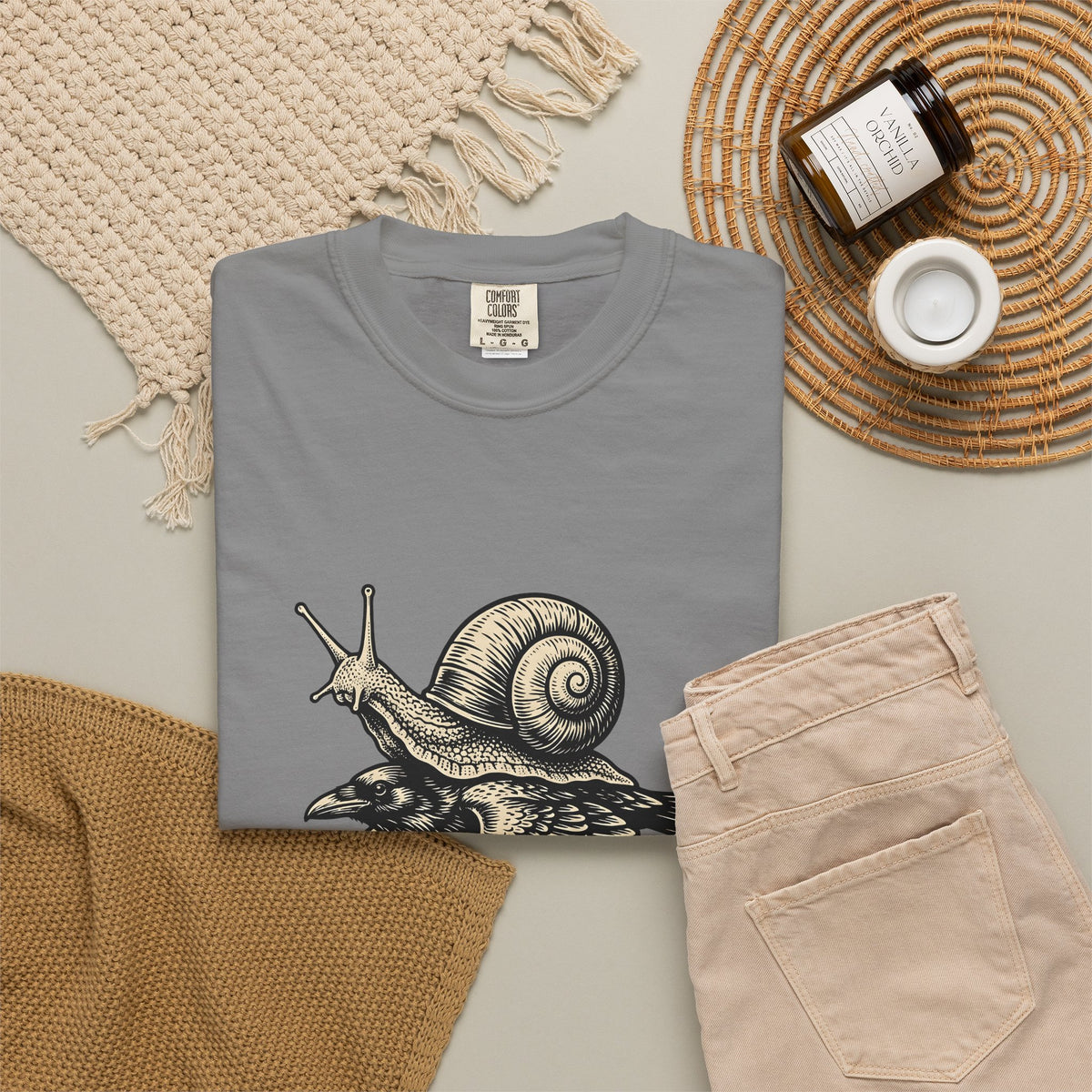 Slug Raven T-Shirt Funny Wildlife Gift Women Classic T-Shirt Raven T-Shirt Humor Fan Vintage T-Shirt Animal Graphic Doodle Wings T-Shirt