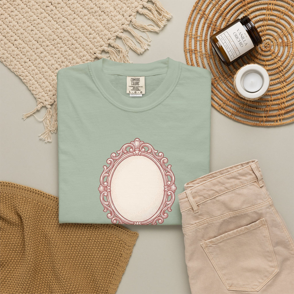 Fancy Mirror T-Shirt Cute Clothing Gift Women Antique T-Shirt Glass T-Shirt Adorable Fan Vintage T-Shirt Apparel Graphic Doodle Knot T-Shirt
