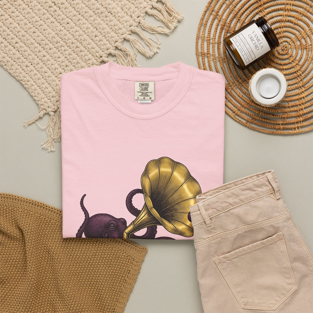 Octopus Phonograph T-Shirt Animal Sound Gift Women Classic T-Shirt Gramophone T-Shirt Pet Fan Retro T-Shirt Audio Graphic Doodle Music Player
