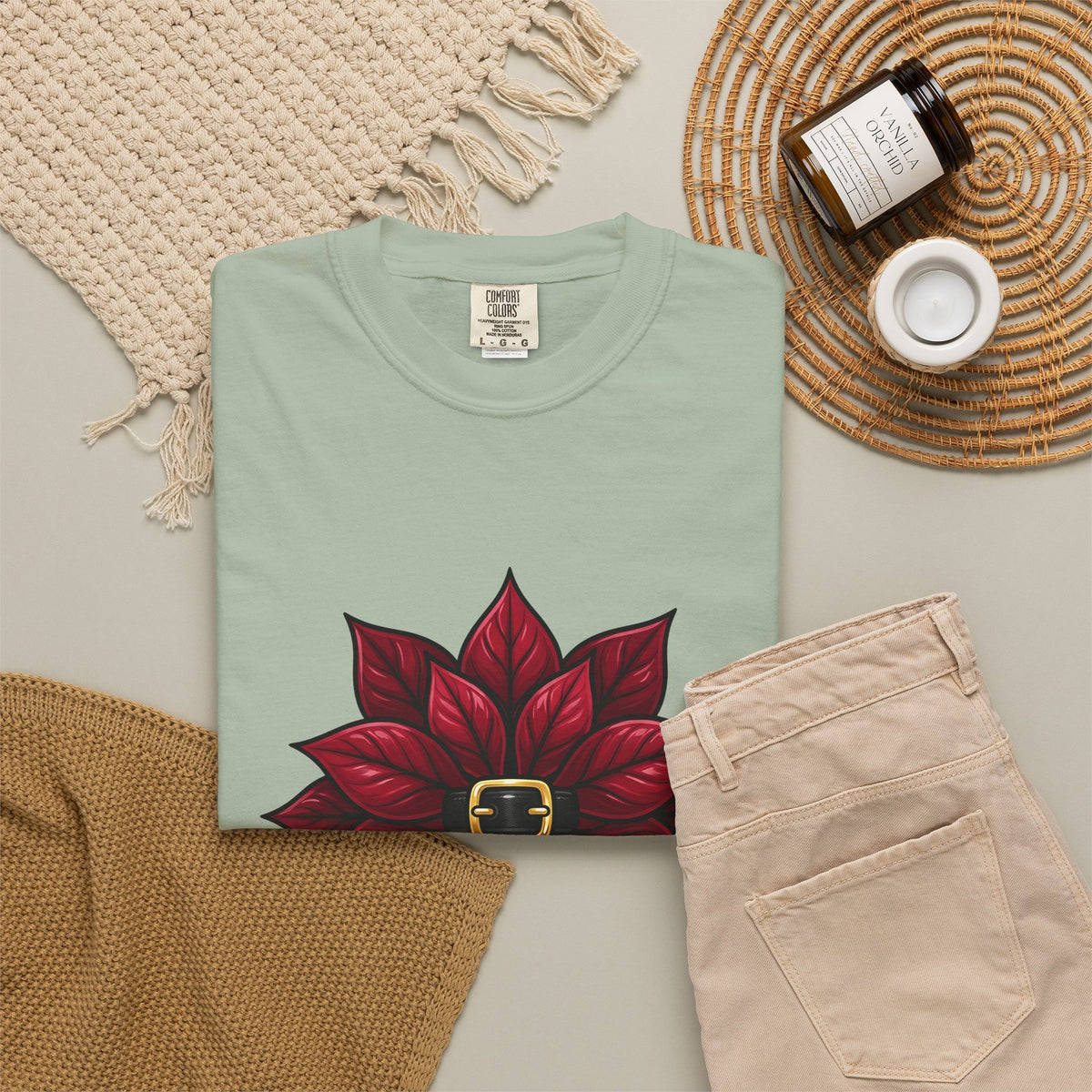 Poinsettia Flower T-Shirt Christmas Floral Gift Women Cartoon T-Shirt Christmas Flower T-Shirt Christmas Fan Comic T-Shirt Floral Graphic Bold