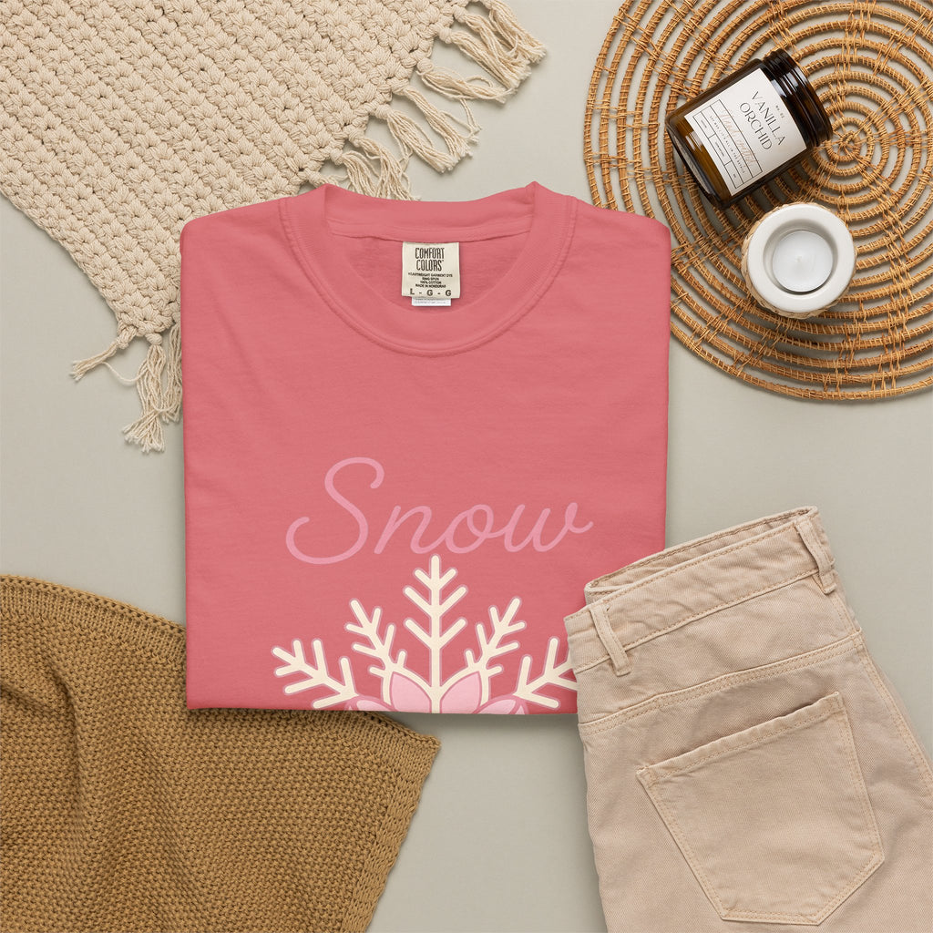Snowflake Knot Winter Yuletide Gift Playful Frost Snow Fan Ice Crystal Christmas Sleek Band T-Shirt
