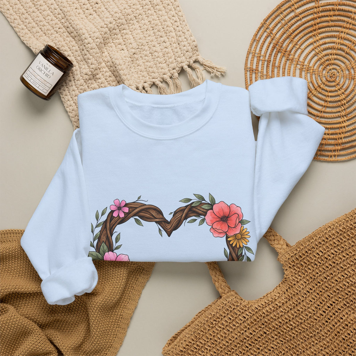 Floral Heart Sweatshirt Boho Chic Nature Gift Women Hand Drawn Sweatshirt Heart Sweatshirt Bohemian Fan Illustrated Sweatshirt Environmental Graphic Botanical