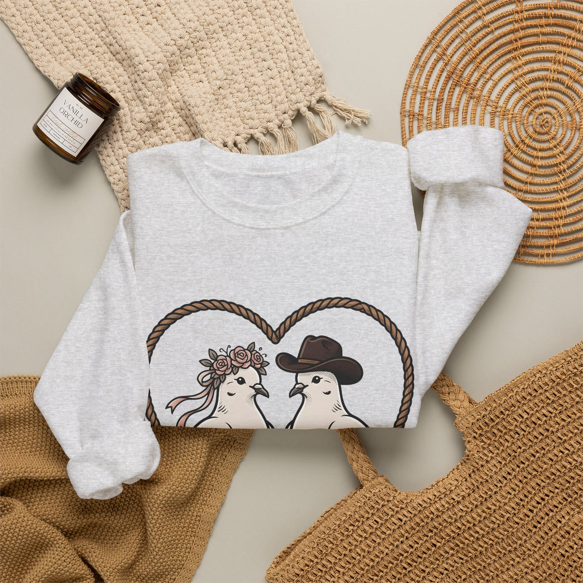 Dove Duo Sweatshirt Cowgirl Ranch Gift Women Classic Sweatshirt Pigeons Sweatshirt Rodeo Fan Rustic Graphic Sweatshirt Pen Drawing Braided Heart Sweatshirt