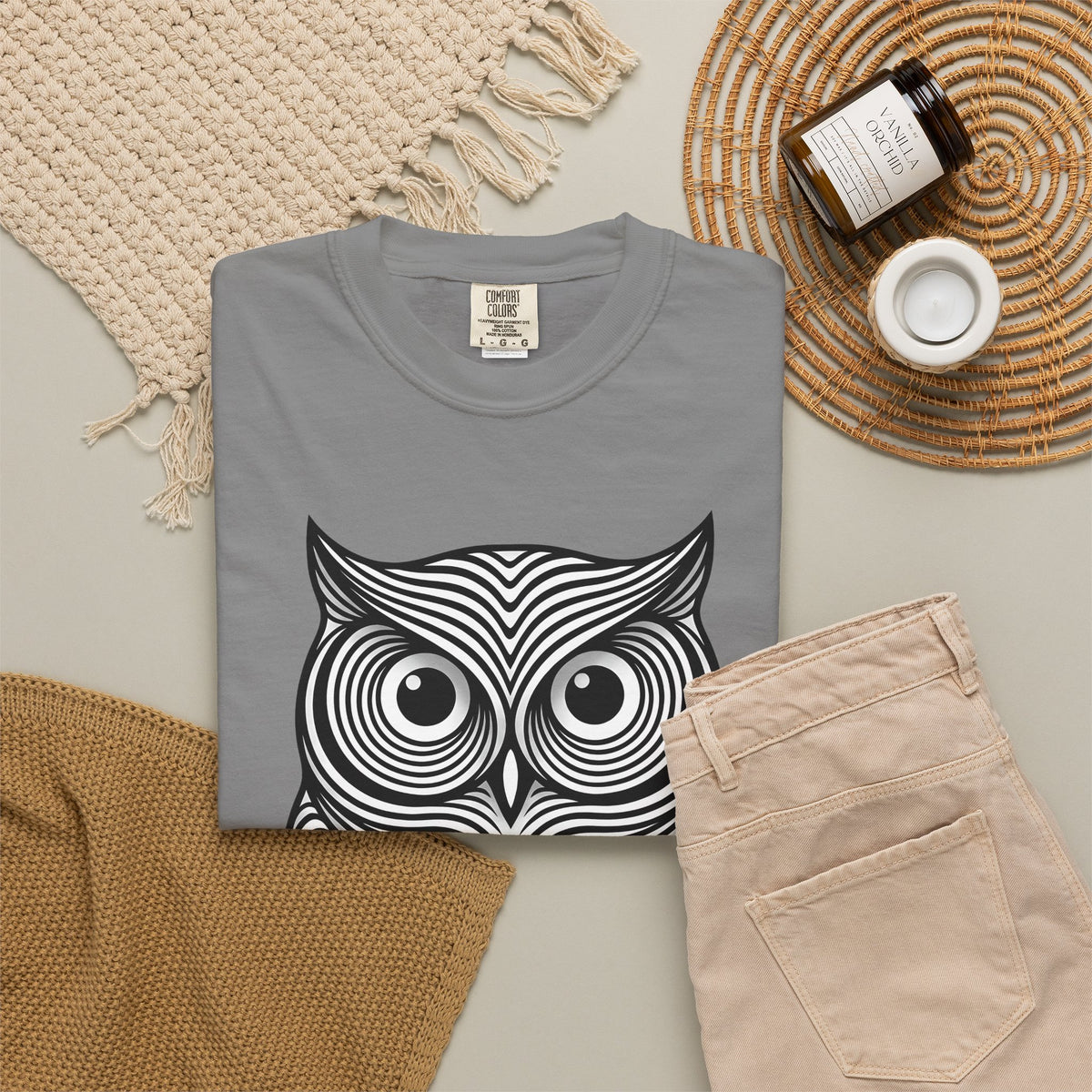 Owl Art T-Shirt Animal Wildlife Gift Women Abstract T-Shirt Hoot T-Shirt Animal Fan Nature Graphic T-Shirt Flat Motif T-Shirt