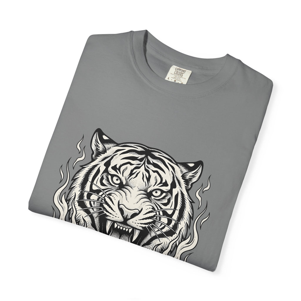 Tiger Face T-Shirt Tiger Wildlife Gift Women Tribal T-Shirt Tiger T-Shirt Tiger Fan Big Cat Graphic Retro Fire T-Shirt