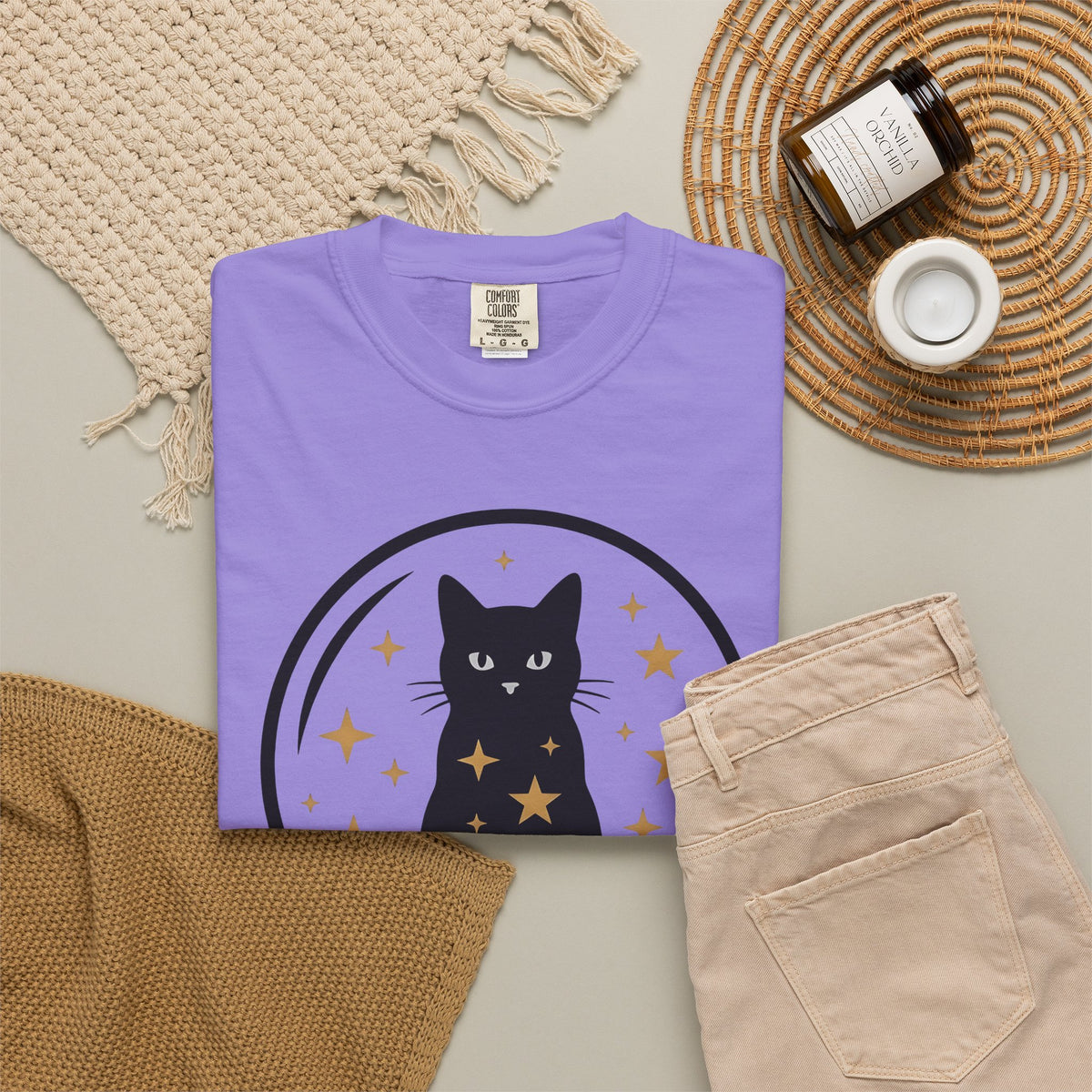 Dark Cat Orb T-Shirt Cat Magic Gift Women Simple T-Shirt Black Cat Ball T-Shirt Cat Fan Feline Graphic T-Shirt Retro Sparkles T-Shirt