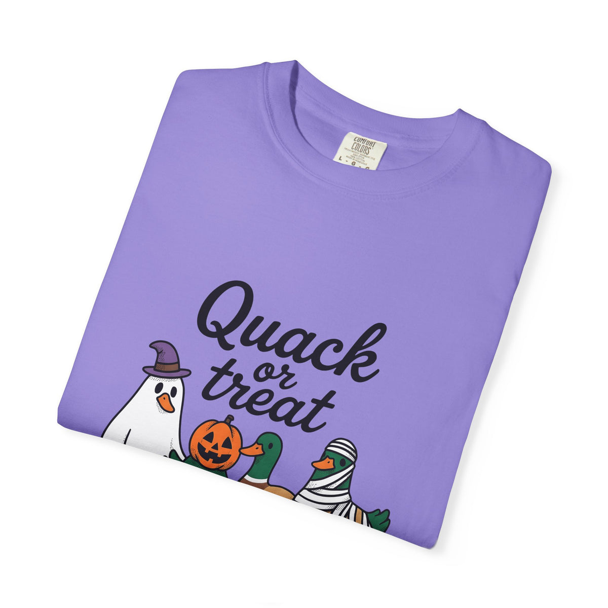 Duck Attire T-Shirt Halloween Pets Gift Women Animated T-Shirt Duckling T-Shirt Spooky Fan Cartoon T-Shirt Animal Graphic Hand Drawn Jack O Lantern