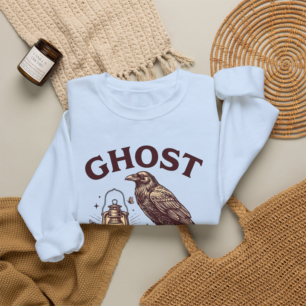 Dark Bird Lantern Sweatshirt Gothic Autumn Gift Women Old School Sweatshirt Lantern Sweatshirt Dark Fan Retro Sweatshirt Fall Graphic Cartoon Log Post Sweatshirt