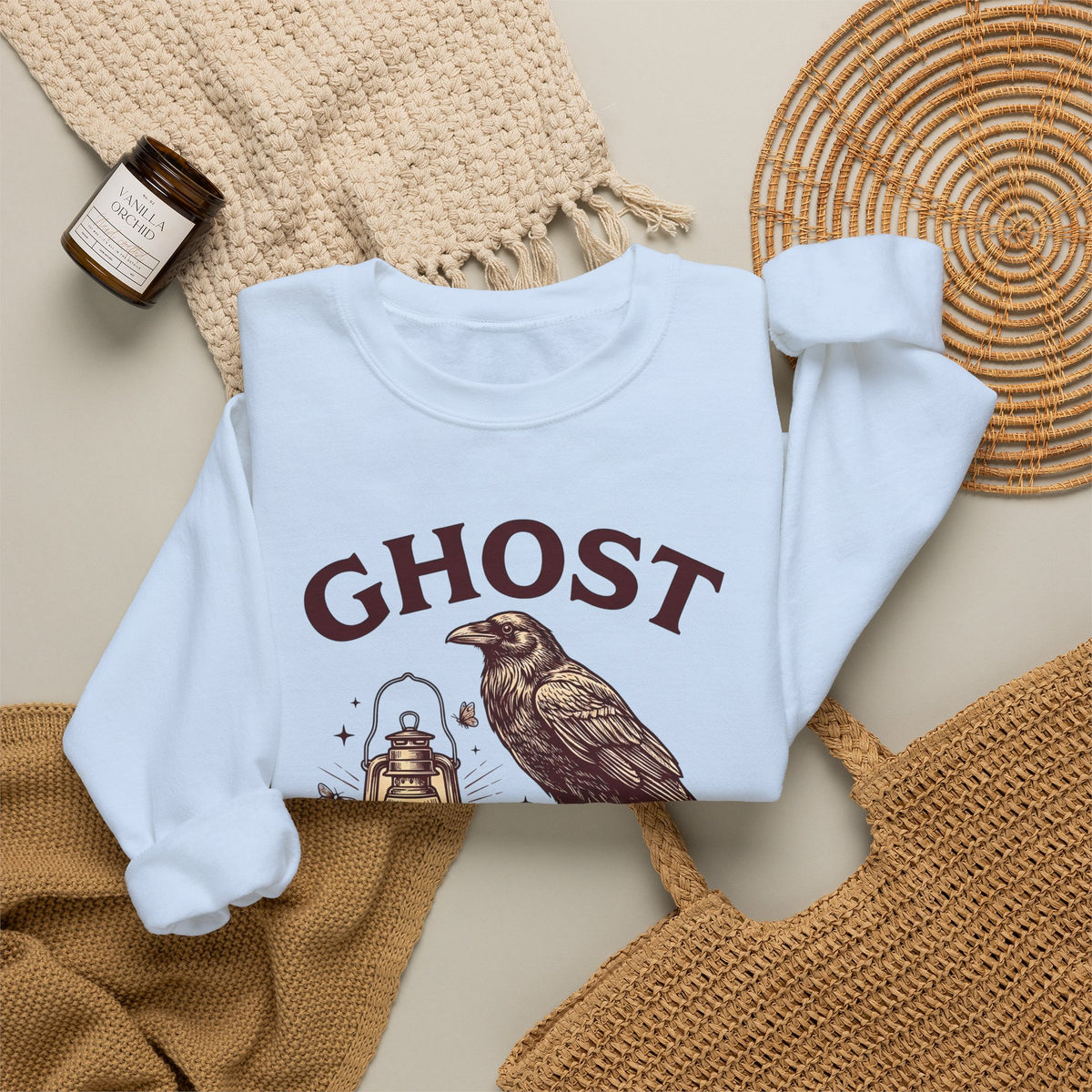 Dark Bird Lantern Sweatshirt Gothic Autumn Gift Women Old School Sweatshirt Lantern Sweatshirt Dark Fan Retro Sweatshirt Fall Graphic Cartoon Log Post Sweatshirt