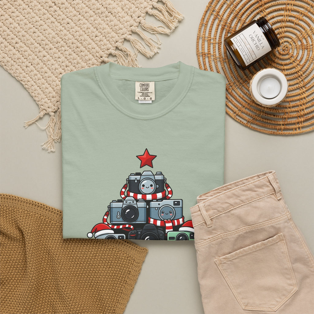 Camera Tree Christmas Photography Gift Kawaii Tree Camera Xmas Enthusiast Cute Photographic T-Shirt