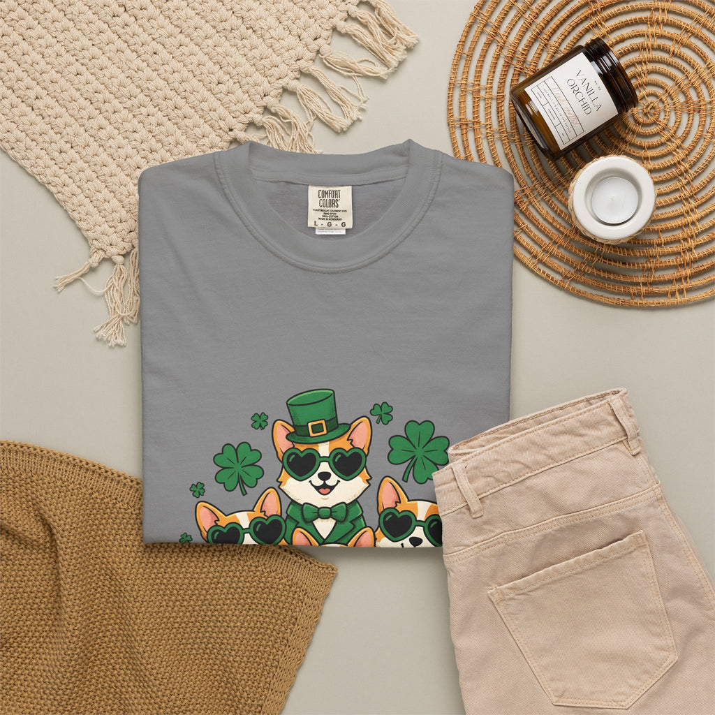 Corgi Puppies T-Shirt St Patrick's Day Pet Owner Gift Women Comic T-Shirt Puppy T-Shirt Shamrock Fan Cartoon T-Shirt Dog Mom Graphic Chibi Clover