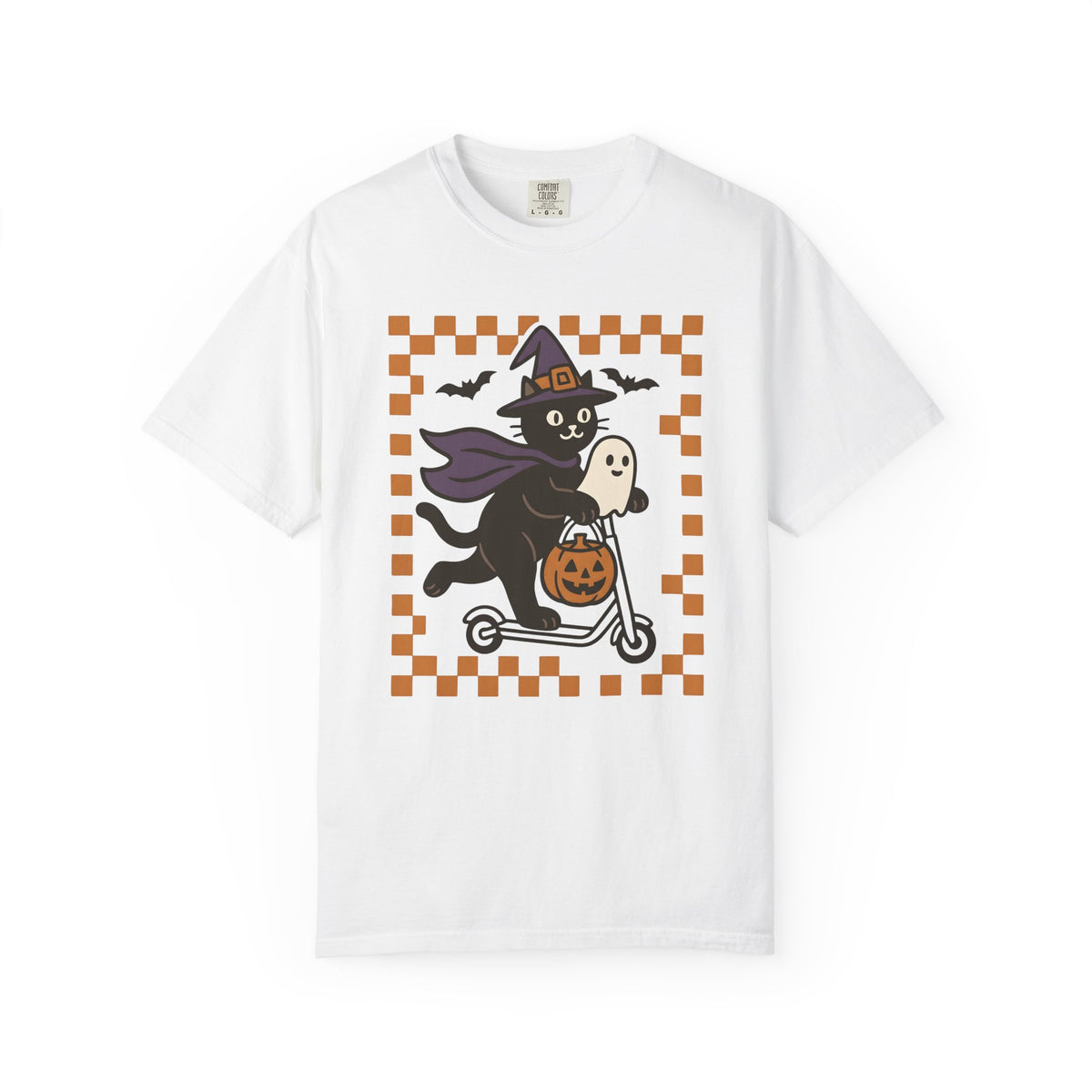 Witch Kitty Design T-Shirt Cat Holiday Gift Women Cute T-Shirt Cat Lady T-Shirt Feline Fan Kawaii T-Shirt Halloween Graphic Vintage Jack-O-Lantern