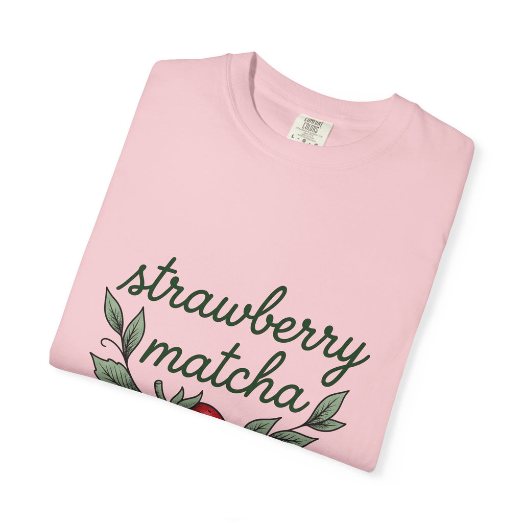 Strawberry Design T-Shirt Coffee/Desserts/Drinks Food Gift Women Floral T-Shirt Berry T-Shirt Dessert Fan Botanical T-Shirt Cuisine Graphic Retro
