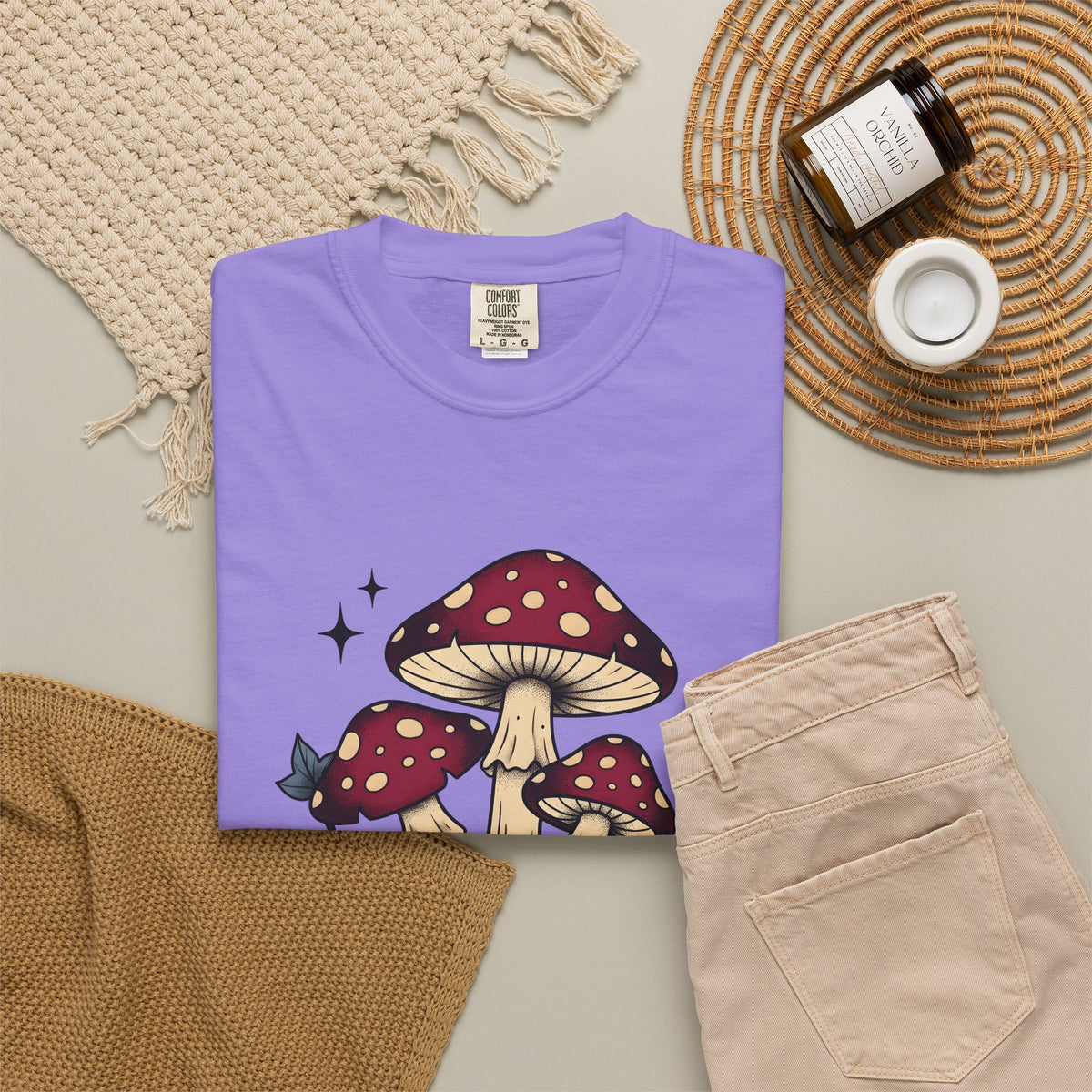 Toadstool Bunch T-Shirt Boho Chic Forest Gift Women Line Art T-Shirt Mushroom T-Shirt Bohemian Fan Minimalist T-Shirt Woods Graphic Rustic Creeper