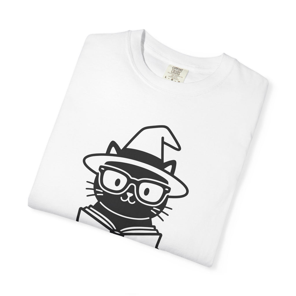 Dark Cat Witch T-Shirt Halloween Literature Gift Women Animated T-Shirt Black Cat Witch T-Shirt Horror Fan Cartoon T-Shirt Book Graphic Clean