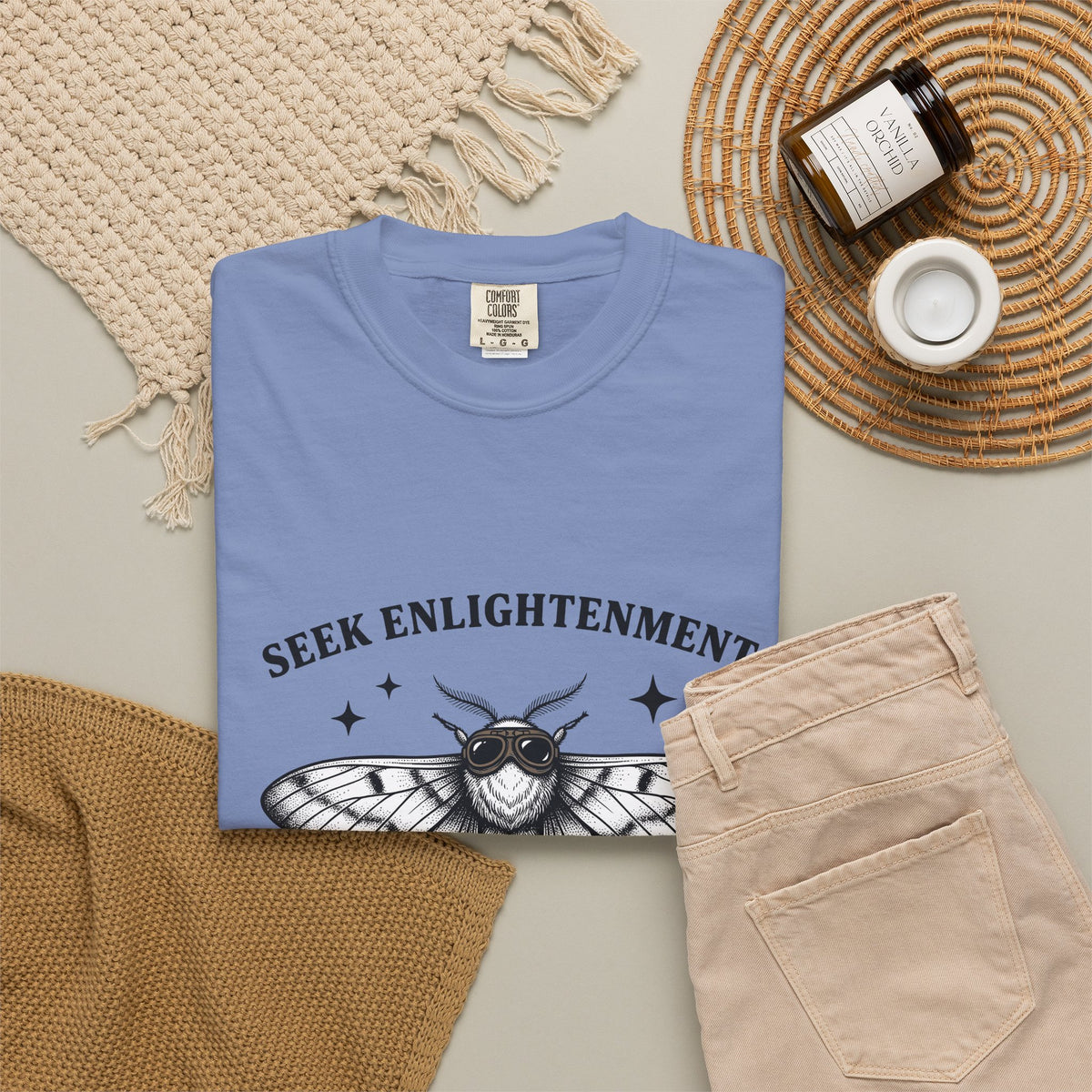 Moth Illustration T-Shirt Funny Wildlife Gift Women Retro T-Shirt Bug T-Shirt Humor Fan Vintage T-Shirt Animal Graphic Sketch Star Shapes T-Shirt