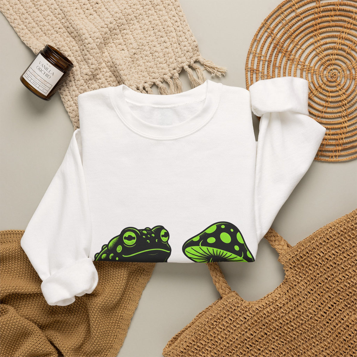 Toad Fungus Sweatshirt Halloween Spells Gift Women Dark Sweatshirt Chytrid Sweatshirt Horror Fan Gothic Sweatshirt Magic Graphic Retro Glow Sweatshirt