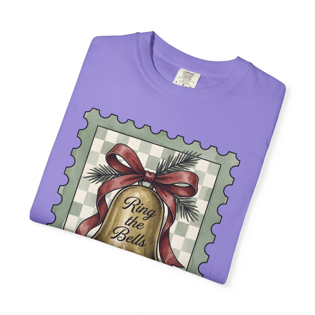 Festive Bell T-Shirt Christmas Seasonal Gift Women Retro T-Shirt Jingle Bell T-Shirt Christmas Fan Vintage T-Shirt Holiday Graphic Rustic Fir Twig