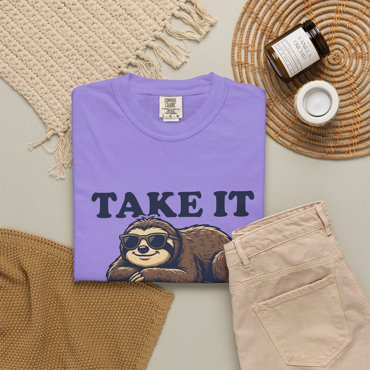 Sloth Shades T-Shirt Funny Wildlife Gift Women Comic T-Shirt Cool Shades T-Shirt Humor Fan Cartoon T-Shirt Animal Graphic Vintage Tropical Leaf