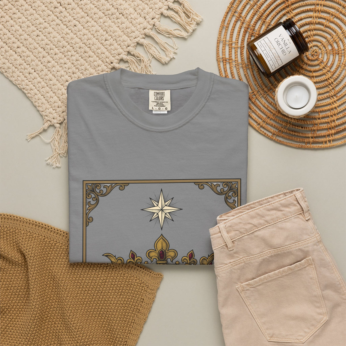 Royal Crown T-Shirt Moms Empire Gift Women Sketch T-Shirt Tiara T-Shirt Motherhood Fan Drawing Design Detailed Twinkle T-Shirt