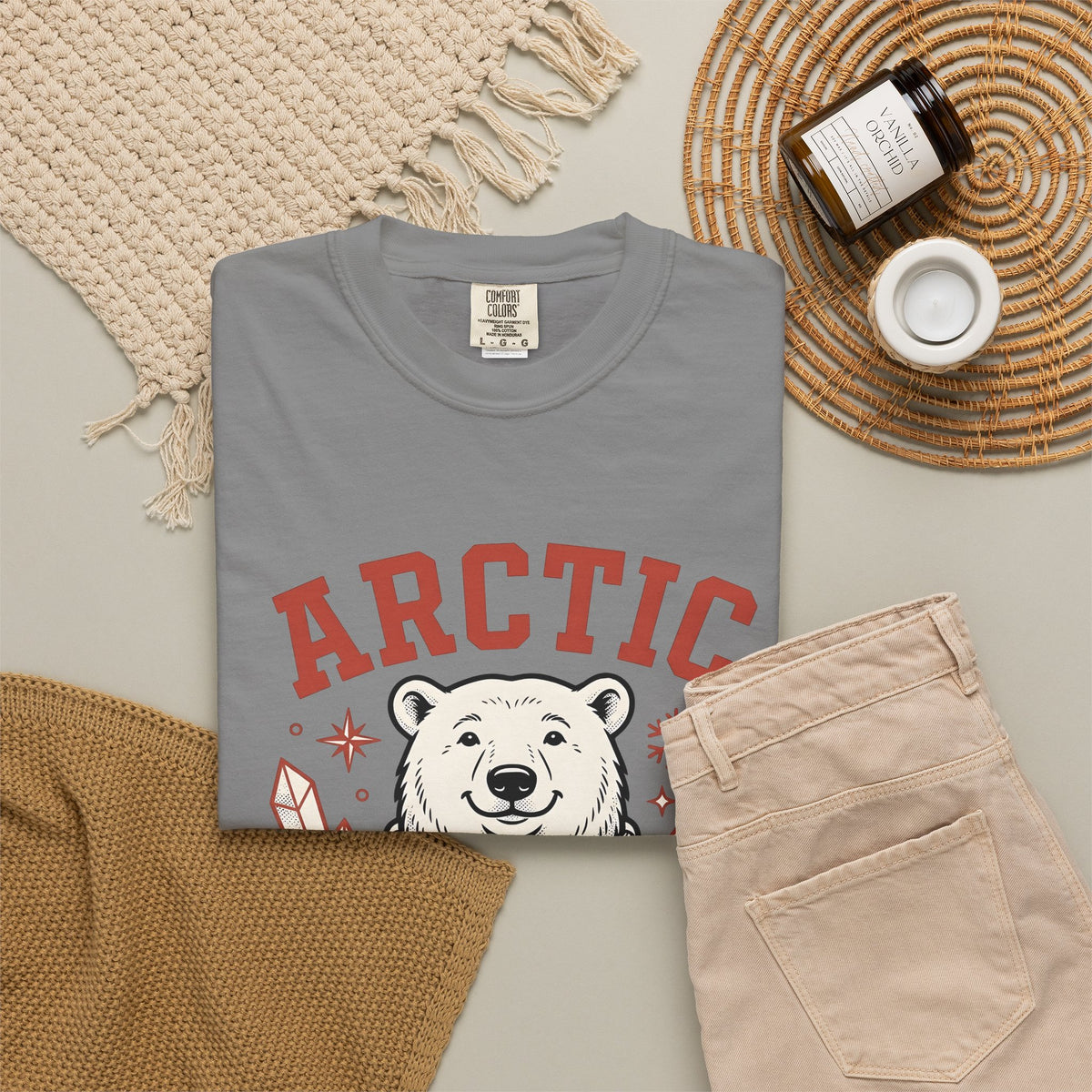 White Bear T-Shirt Christmas Cold Season Gift Women Comic T-Shirt Polar Bear T-Shirt Winter Fan Cartoon T-Shirt Frost Graphic Retro Ice Crystals