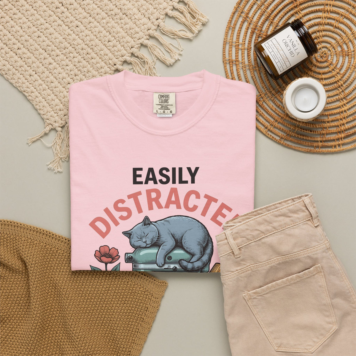 Cat Blender T-Shirt Cat Dessert Gift Women Retro T-Shirt Blender T-Shirt Cat Fan Vintage T-Shirt Pastry Graphic Sketch Blossoms T-Shirt
