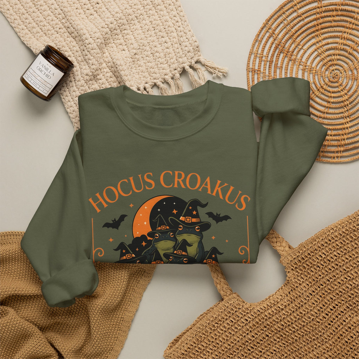 Witch Frogs Sweatshirt Halloween Animal Gift Women Cartoon Sweatshirt Toad Sweatshirt Horror Fan Comic Sweatshirt Creature Graphic Vintage Cauldrons Sweatshirt