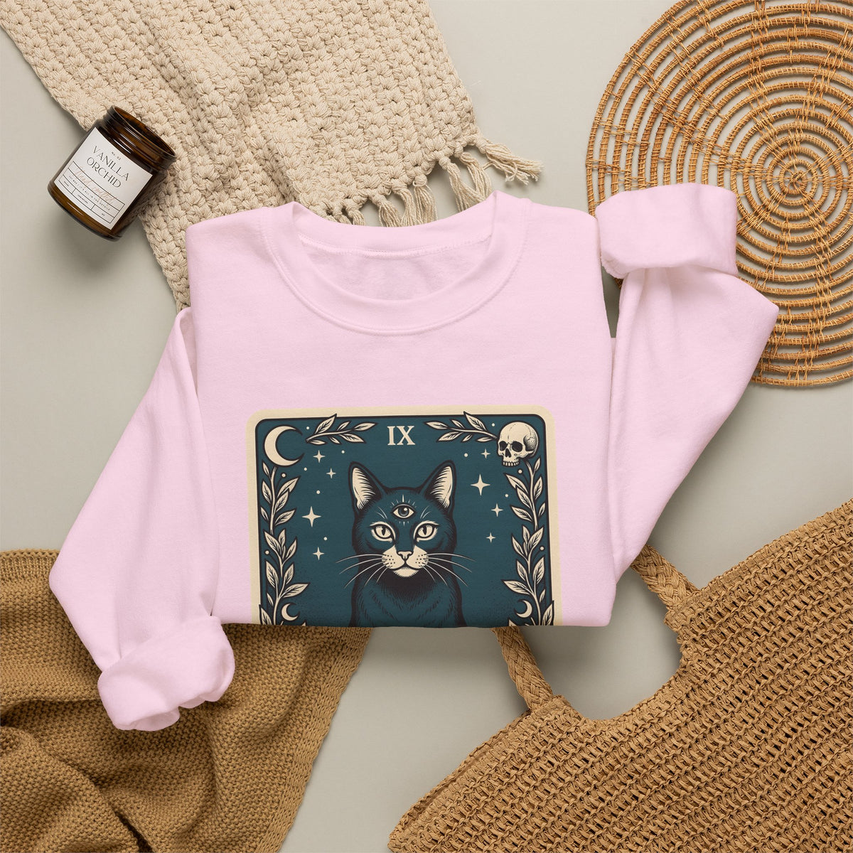 Mystic Cat Sweatshirt Boho Chic Witchcraft Gift Women Tarot Sweatshirt Kitty Sweatshirt Bohemian Fan Occult Graphic Vintage Crystal Ball Sweatshirt