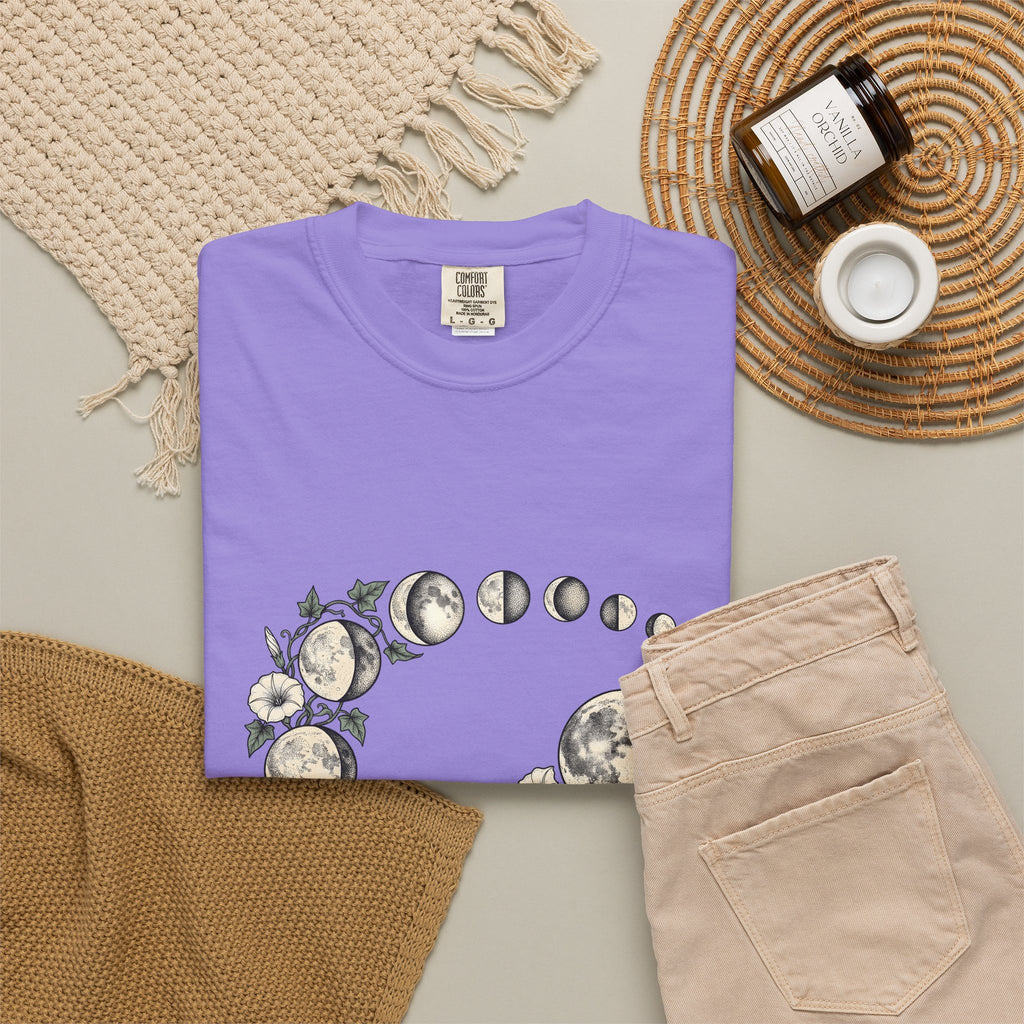 Moon Phases T-Shirt Boho Chic Celestial Gift Women Botanical T-Shirt Lunar Cycle T-Shirt Hippie Fan Floral T-Shirt Astrology Graphic Vintage
