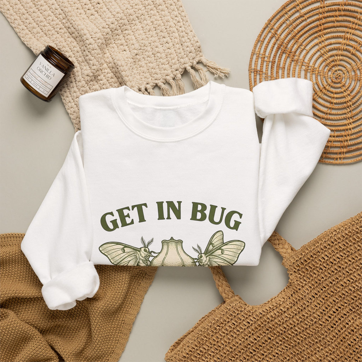 Moth Lantern Sweatshirt Vintage Critter Gift Women Retro Sweatshirt Lantern Sweatshirt Antique Fan Vintage Sweatshirt Creature Graphic Line Art Old-Fashioned