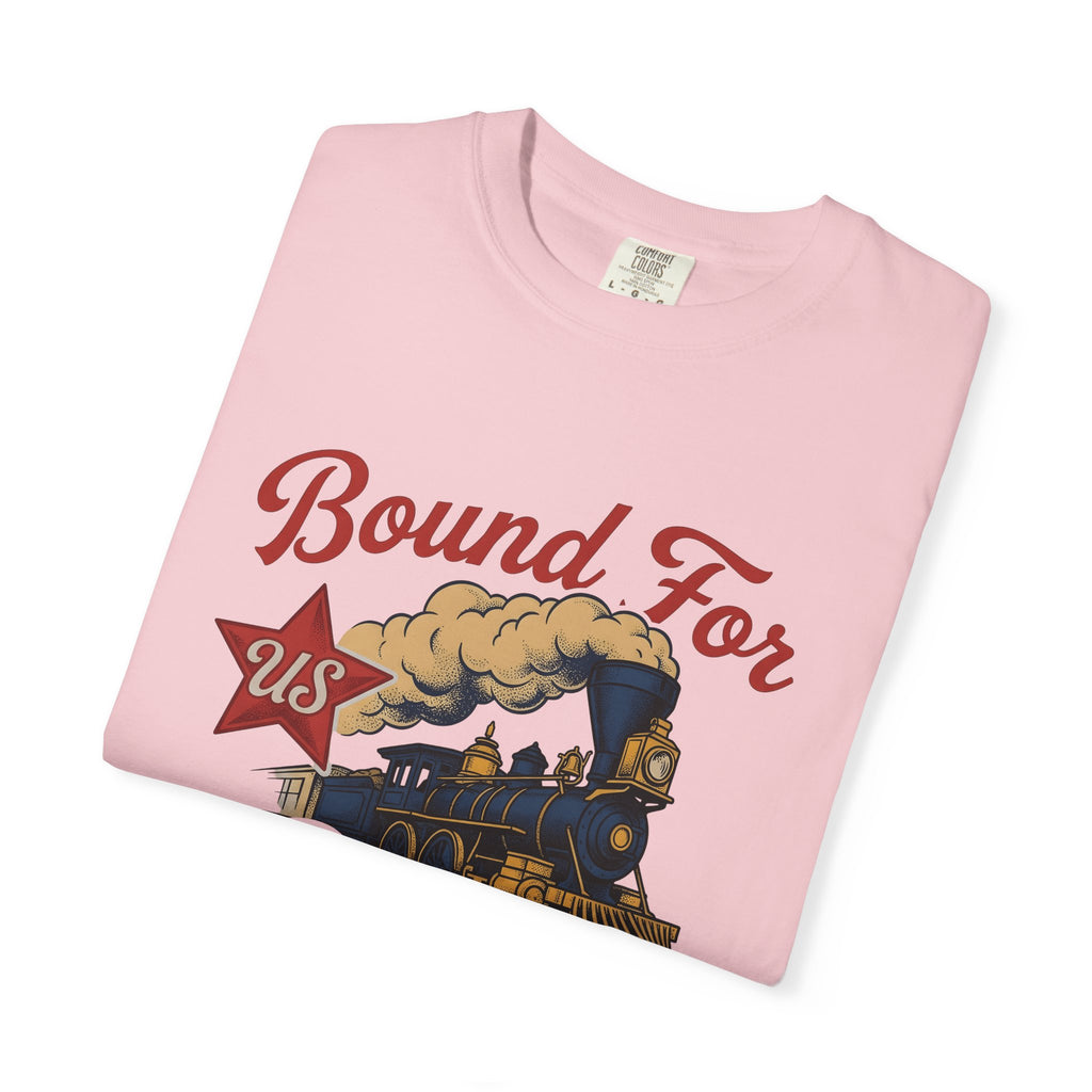 Locomotive T-Shirt America Flag Gift Women Antique T-Shirt Train T-Shirt Patriot Fan Vintage T-Shirt Banner Graphic Old School Spark T-Shirt