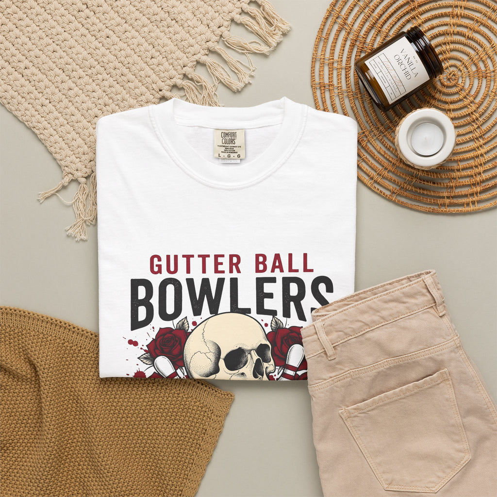 Skull Bowling Pins T-Shirt Bowling Humor Gift Women Tattoo T-Shirt Bowling Pin T-Shirt Bowling Fan Traditional T-Shirt Funny Graphic Vintage Roses