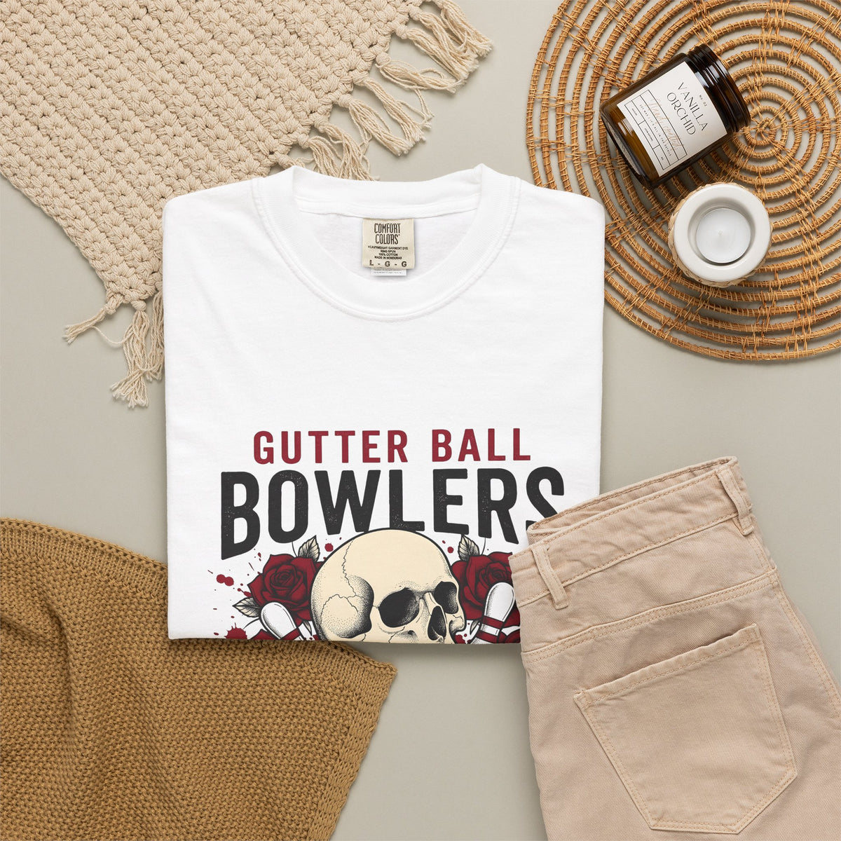 Skull Bowling Pins T-Shirt Bowling Humor Gift Women Tattoo T-Shirt Bowling Pin T-Shirt Bowling Fan Traditional T-Shirt Funny Graphic Vintage Roses