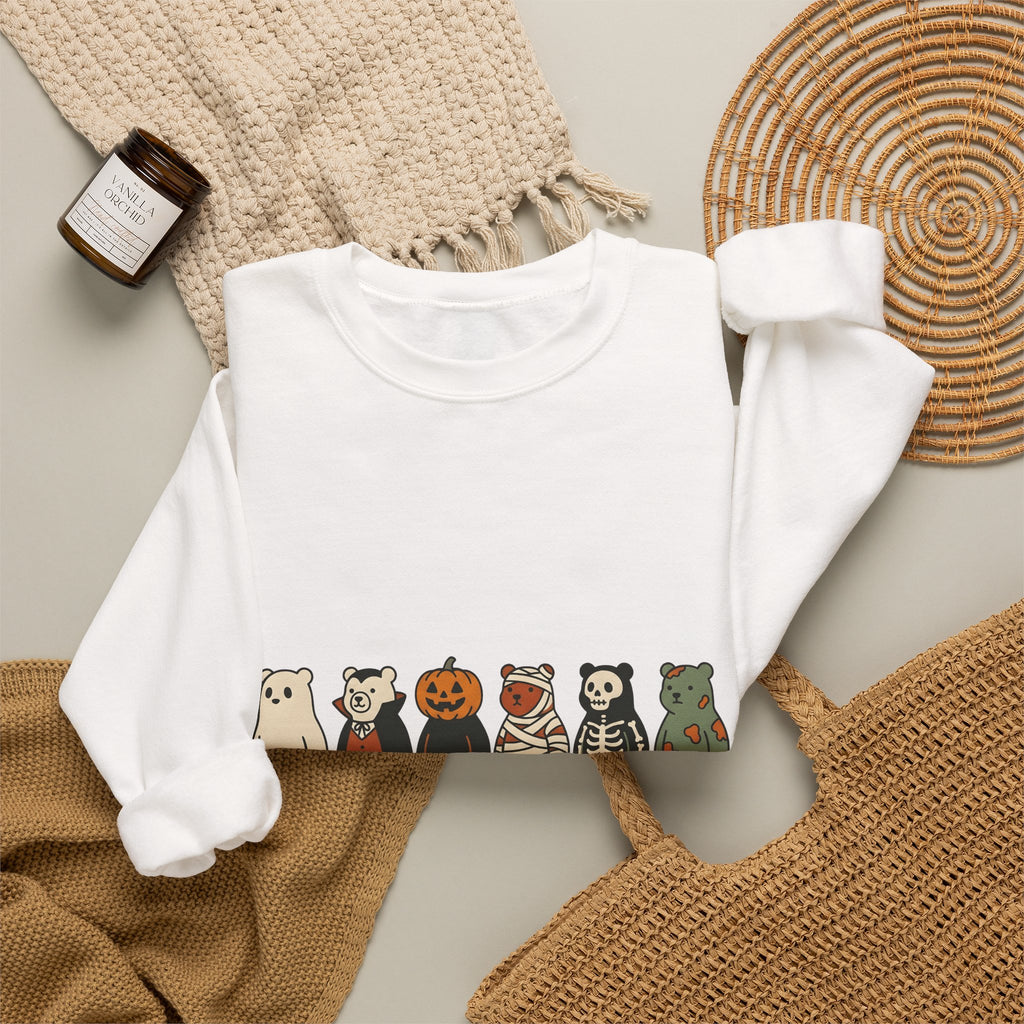 Bear Outfit Sweatshirt Halloween Wildlife Gift Women Comic Sweatshirt Teddy Sweatshirt Halloween Fan Cartoon Sweatshirt Animal Graphic Chibi Jack-O-Lantern