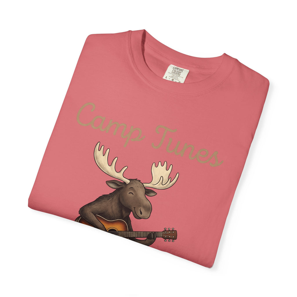 Moose Guitar T-Shirt Camping Music Gift Women Cute T-Shirt Guitar T-Shirt Camper Fan Adorable T-Shirt Music Graphic Hand Drawn Lantern T-Shirt