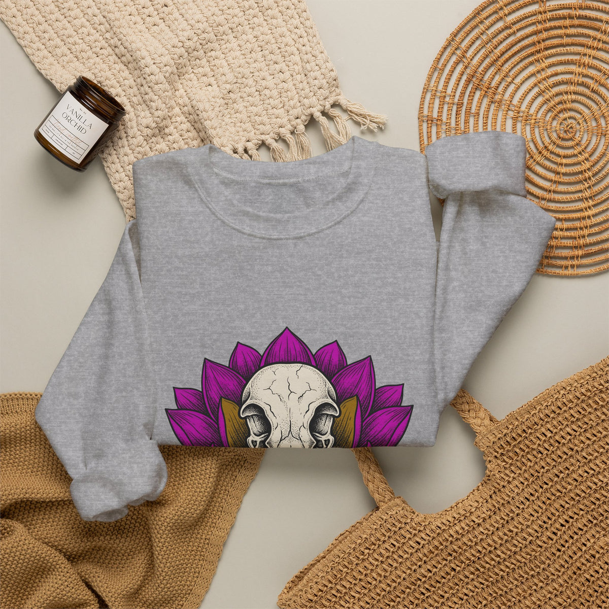 Bird Head Flower Sweatshirt Boho Chic Emo Gift Women Line Art Sweatshirt Floral Head Sweatshirt Hippie Fan Minimalist Sweatshirt Goth Graphic Classic Lotus