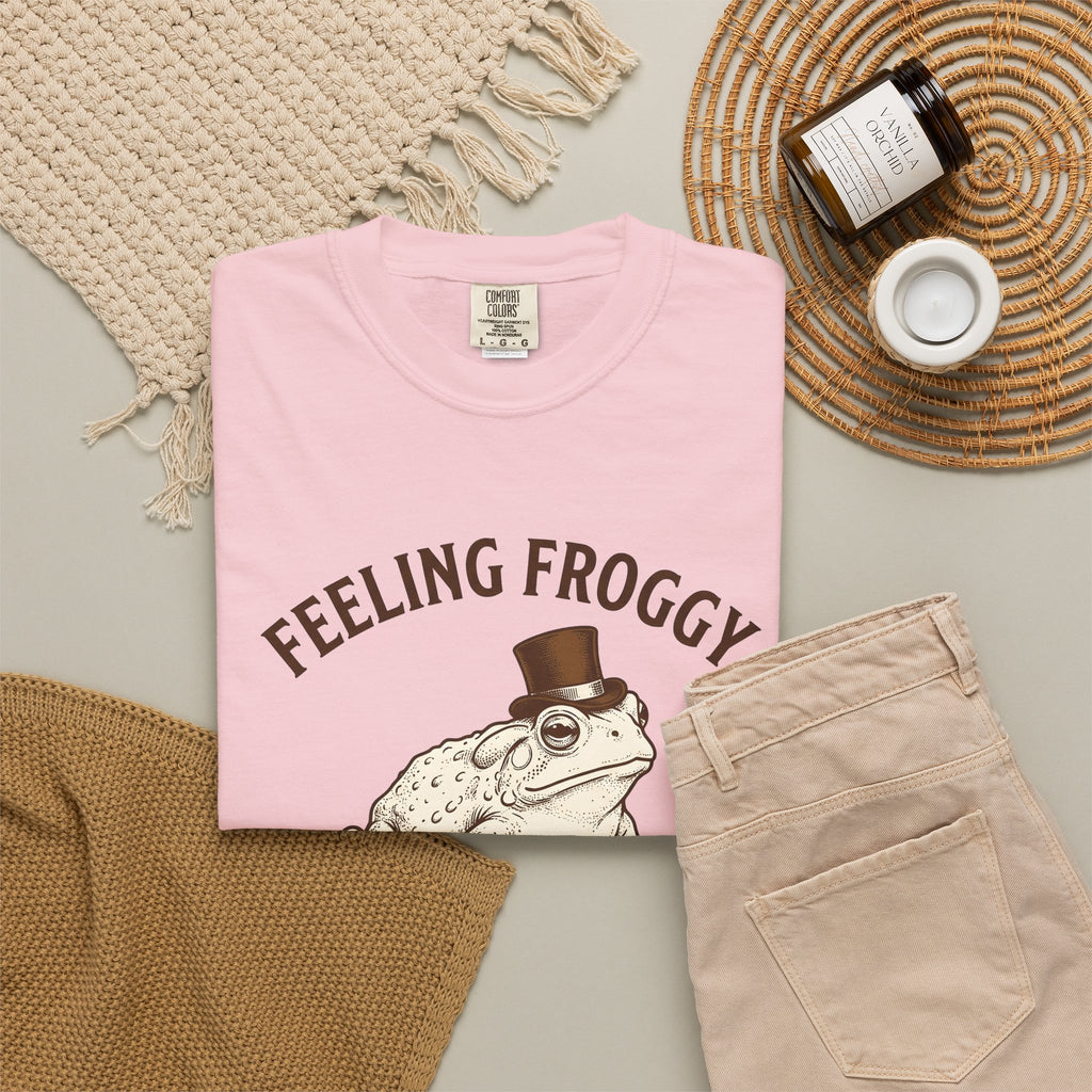 Toad Top Hat T-Shirt Funny Animal Gift Women Vintage T-Shirt Frog T-Shirt Humor Fan Retro T-Shirt Creature Graphic Hand Drawn Animal Humor T-Shirt