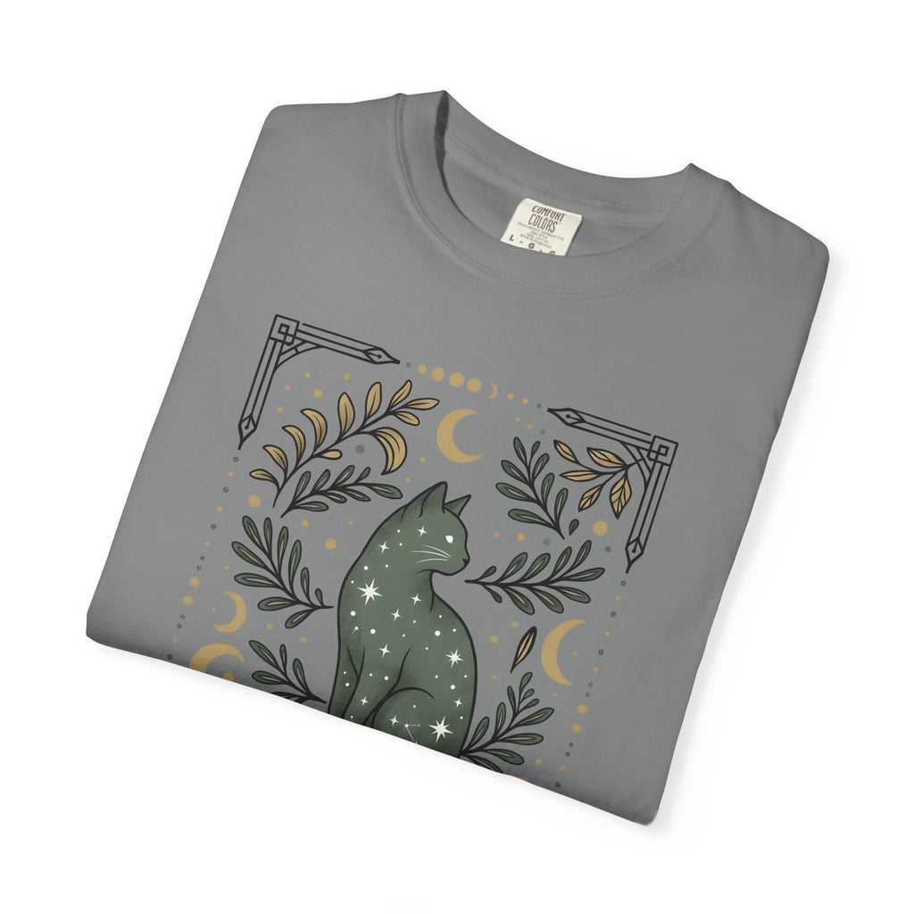 Star Cat T-Shirt Boho Chic Horoscope Gift Women Retro T-Shirt Kitty T-Shirt Bohemian Fan Vintage T-Shirt Zodiac Graphic Hand Drawn Greenery T-Shirt