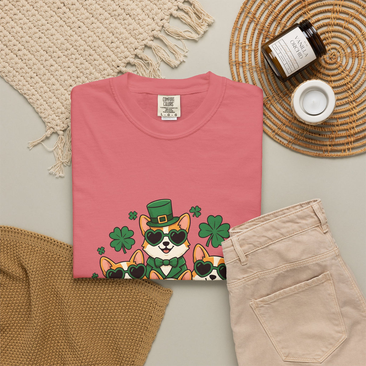 Corgi Puppies T-Shirt St Patrick's Day Pet Owner Gift Women Comic T-Shirt Puppy T-Shirt Shamrock Fan Cartoon T-Shirt Dog Mom Graphic Chibi Clover