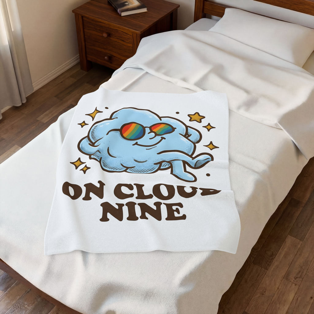 Smiling Cloud Boho Chic Inspiration Gift Comic Cloud Hippie Fan Cartoon Motivational Vintage Blanket