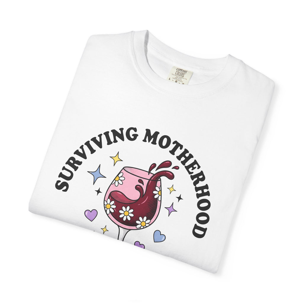 Wine Chalice T-Shirt Mom Drink Gift Women Toon T-Shirt Goblet T-Shirt Mother Fan Wineglass T-Shirt Drinking Graphic Nostalgic Flower Bouquet T-Shirt
