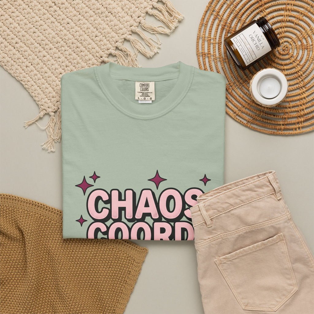 Strong Script T-Shirt Moms Joke Gift Women Whimsical T-Shirt Calligraphy T-Shirt Motherhood Fan Handlettering T-Shirt Pun Graphic Classic Twinkles