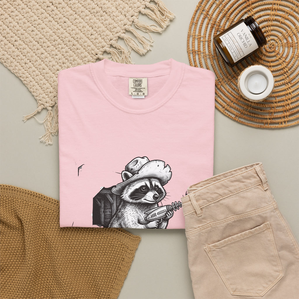 Raccoon Outlaw T-Shirt Raccoon Rodeo Gift Women Cartoon T-Shirt Bandit T-Shirt Raccoon Fan Trash Panda T-Shirt Cowboy Graphic Hand Drawn Ray Gun