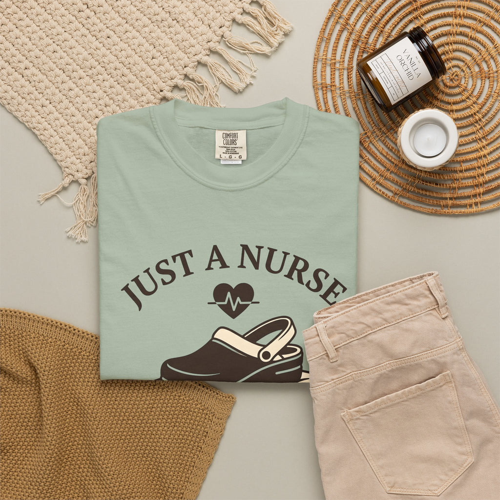 Nursing Shoe T-Shirt Nurses Healthcare Gift Women Line Art T-Shirt Nursing Clog T-Shirt Nurse Enthusiast Illustration Graphic Medical Design Old