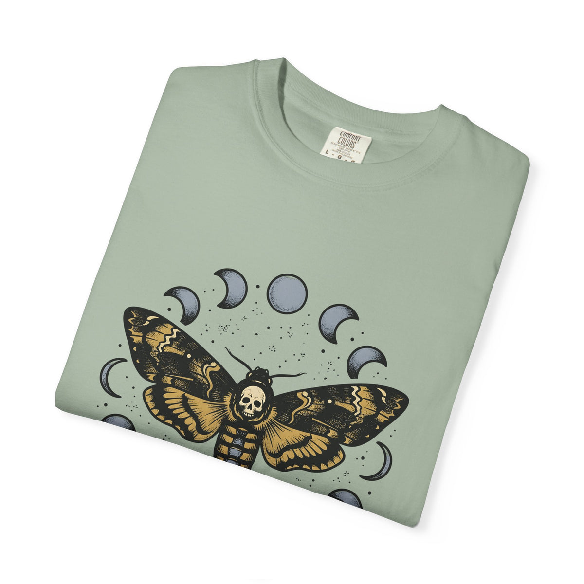 Night Moth T-Shirt Halloween Witchcraft Gift Women Horror T-Shirt Moth T-Shirt Halloween Fan Spooky T-Shirt Occult Graphic Classic Moon Cycle
